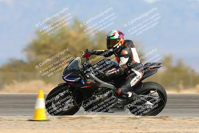 media/Jan-19-2024-Apex Assassins-CVMA Friday (Fri) [[74e94f2102]]/Trackday 1/Session 3 Turn 3 Inside Speed/